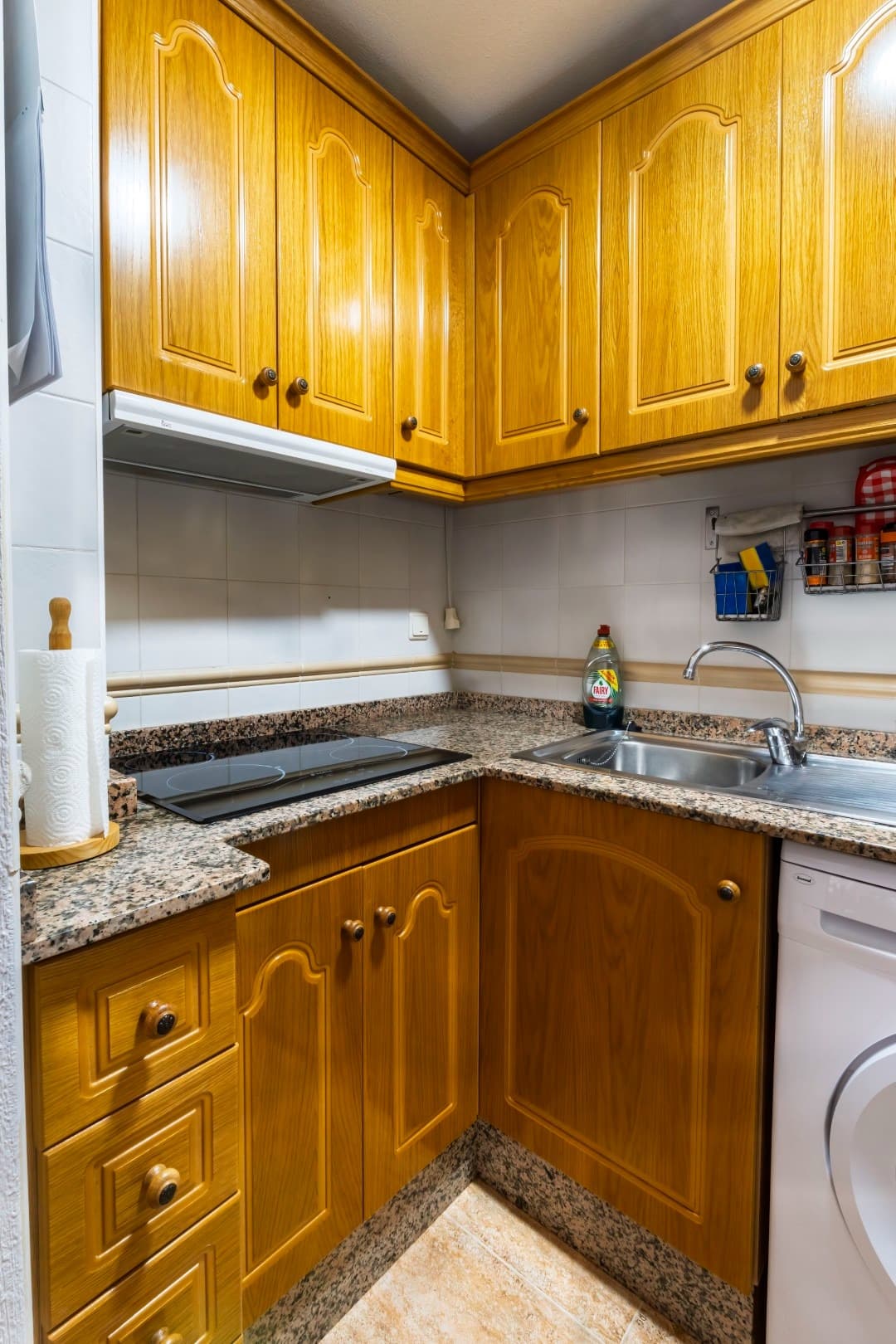 cocina-4-1080p-YbNqRZWXOjirGo6a.jpg